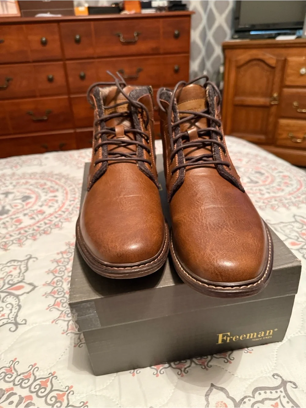 Freeman classic brown